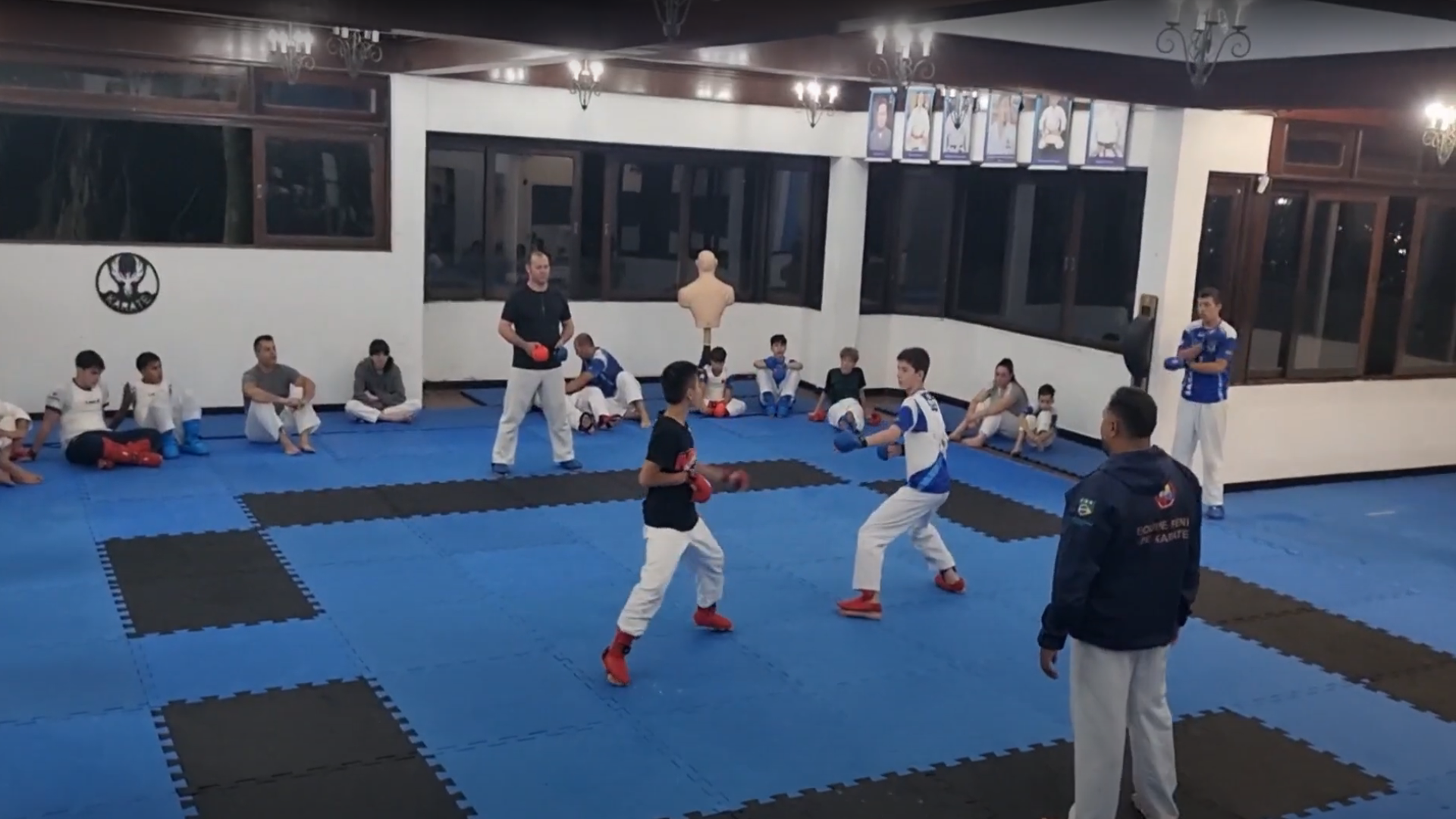 Karate Jovem